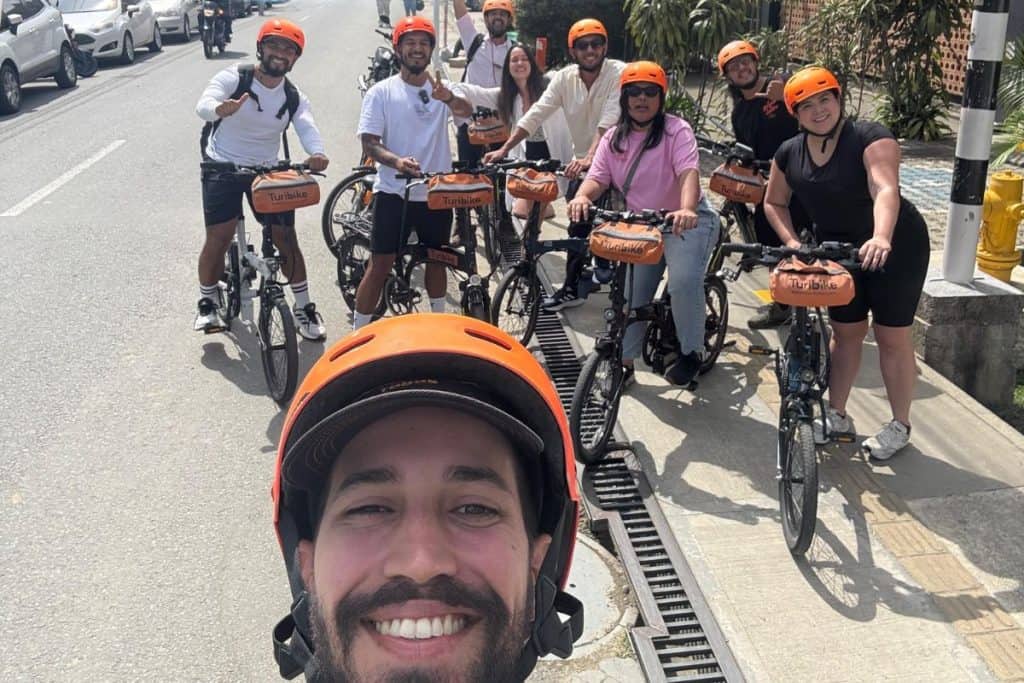 Travel Pop Up Meet