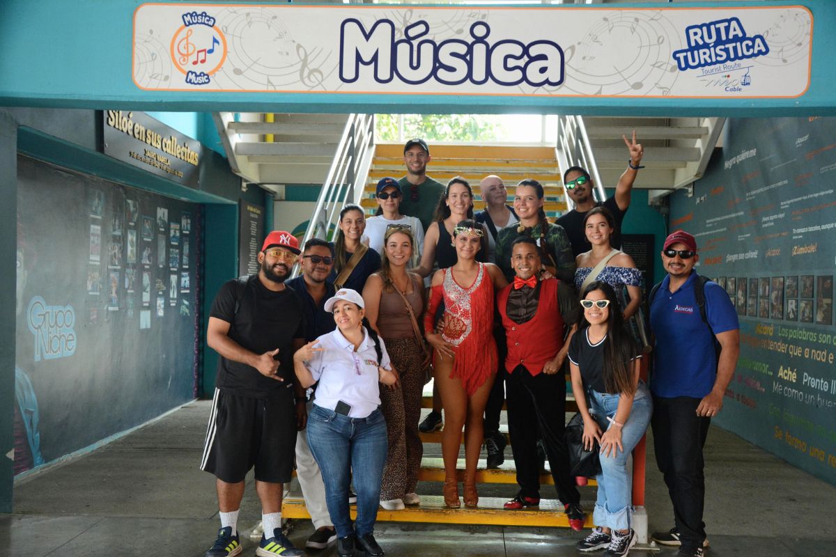 Travel pop up meet Cali